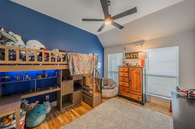 505 N Saddle Horn Court, Weatherford, TX 76087