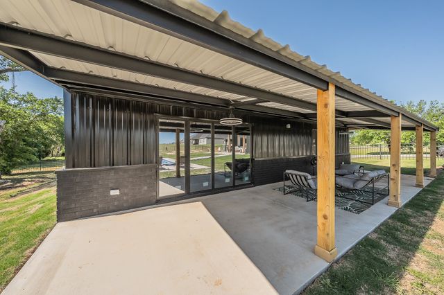 505 N Saddle Horn Court, Weatherford, TX 76087