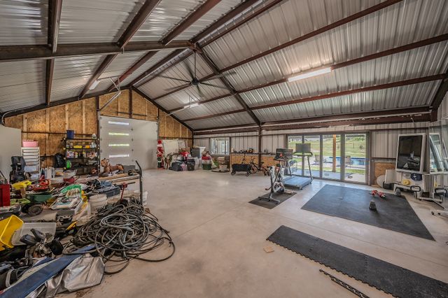 505 N Saddle Horn Court, Weatherford, TX 76087