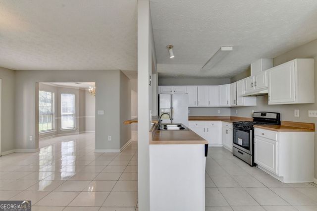 2262 Halcyon Way WAY, Lawrenceville, GA 30044