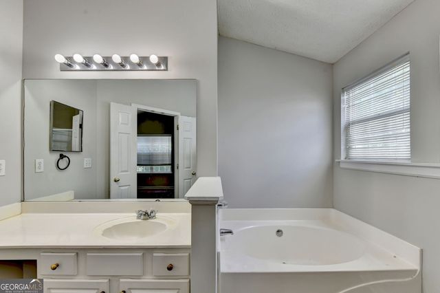 2262 Halcyon Way WAY, Lawrenceville, GA 30044