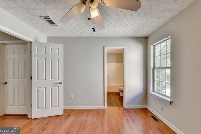2262 Halcyon Way WAY, Lawrenceville, GA 30044