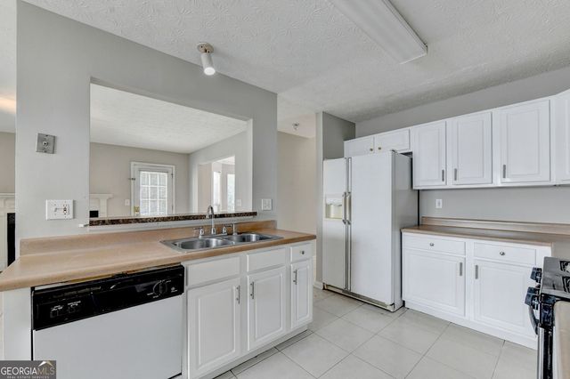 2262 Halcyon Way WAY, Lawrenceville, GA 30044