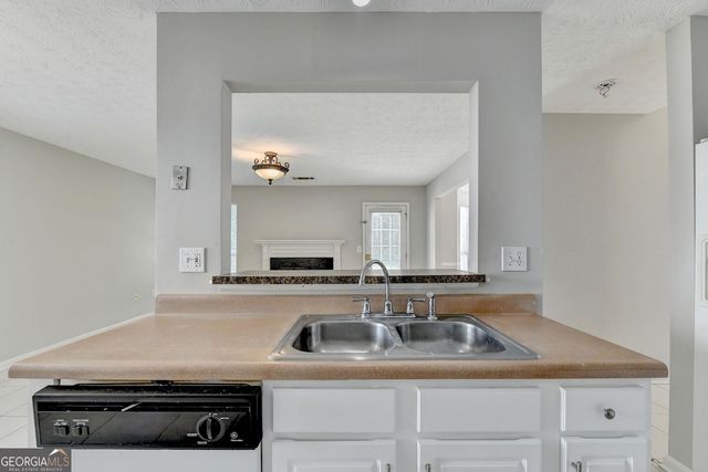2262 Halcyon Way WAY, Lawrenceville, GA 30044