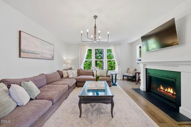 7425 Laurel Crest Drive, Wake Forest, NC 27587