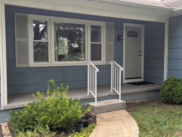 537 US Highway 22 West, Bridgewater Twp., NJ 08807