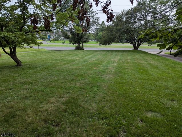 537 US Highway 22 West, Bridgewater Twp., NJ 08807