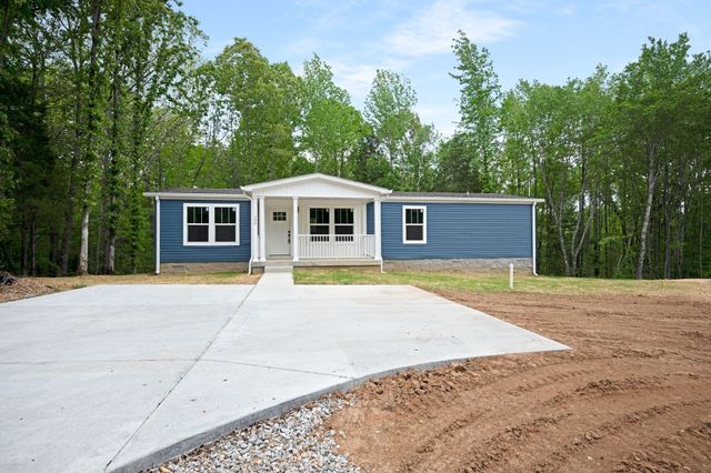 296 E Little Richland Rd, Waverly, TN 37185