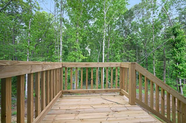 296 E Little Richland Rd, Waverly, TN 37185