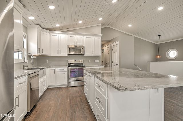 318 Webb Road, Piney Flats, TN 37686