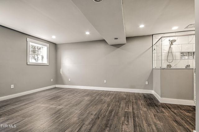 318 Webb Road, Piney Flats, TN 37686