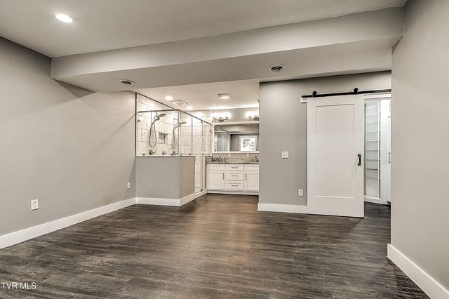 318 Webb Road, Piney Flats, TN 37686