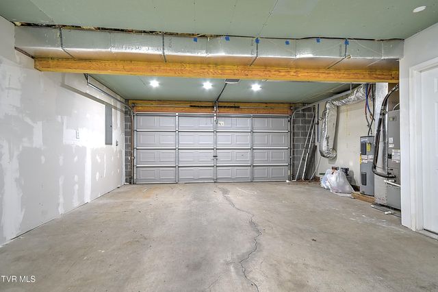 318 Webb Road, Piney Flats, TN 37686