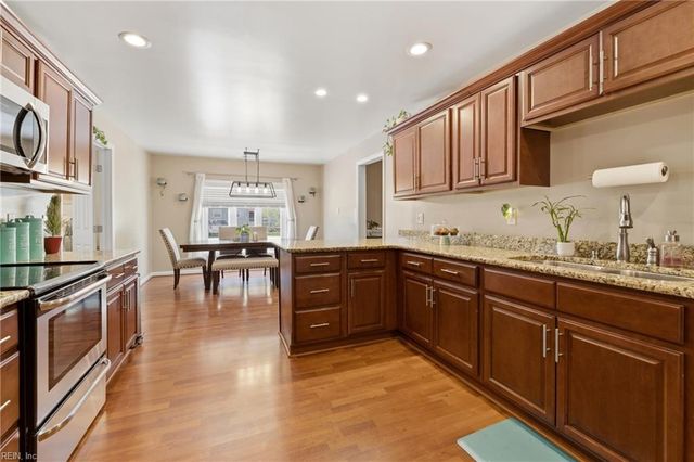 1000 Sherry AVE, Virginia Beach, VA 23464