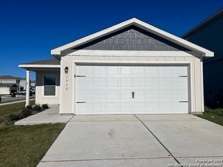 3970 Trail De Paris, New Braunfels, TX 78132