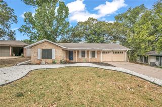 3400 Laguna DR, Austin, TX 78741