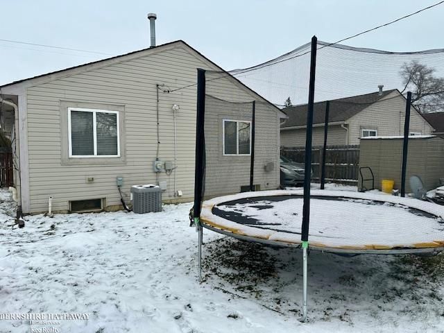 19790 E 14 Mile Road, Roseville, MI 48066