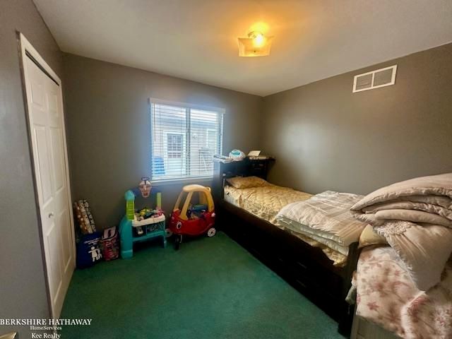 19790 E 14 Mile Road, Roseville, MI 48066