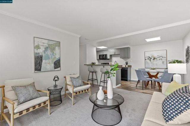 590 El Dorado Ave 214, Oakland, CA 94611