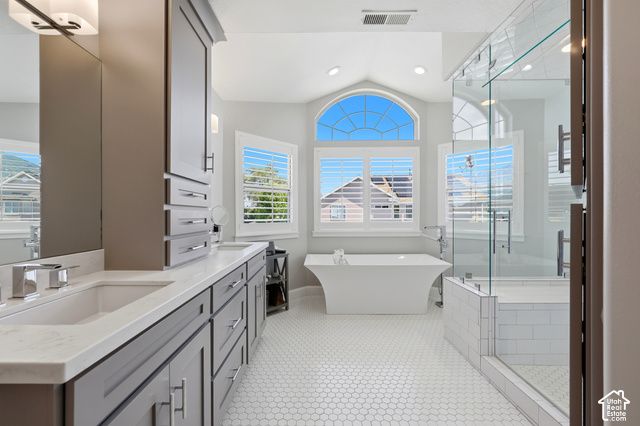2749 E GLENN ABBEY CIR, Sandy, UT 84093