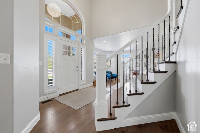 2749 E GLENN ABBEY CIR, Sandy, UT 84093