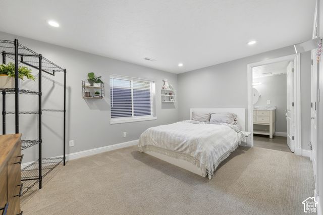 2749 E GLENN ABBEY CIR, Sandy, UT 84093