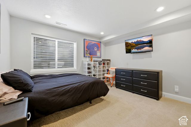2749 E GLENN ABBEY CIR, Sandy, UT 84093