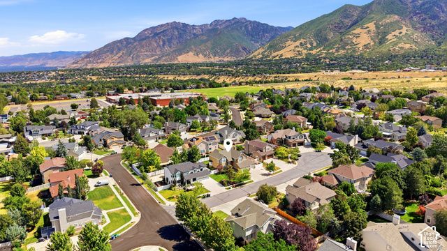 2749 E GLENN ABBEY CIR, Sandy, UT 84093