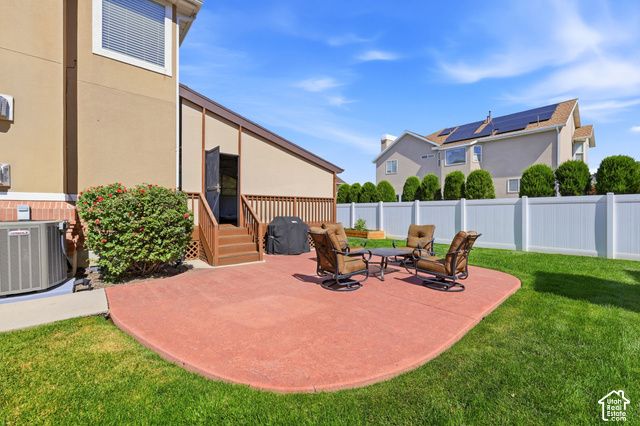 2749 E GLENN ABBEY CIR, Sandy, UT 84093