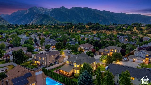 2749 E GLENN ABBEY CIR, Sandy, UT 84093