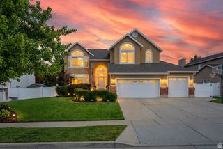 2749 E GLENN ABBEY CIR, Sandy, UT 84093