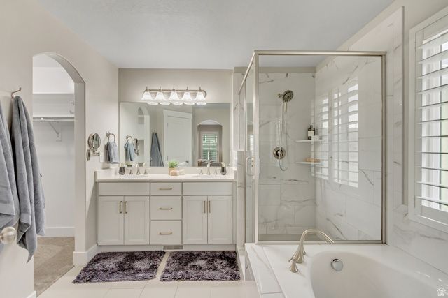 2476 N CIRCLE C WAY, Lehi, UT 84043