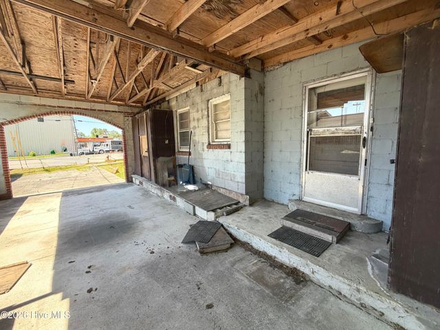 109 Bell Fork Road, Jacksonville, NC 28540