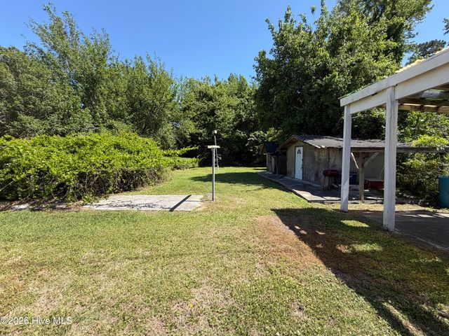 109 Bell Fork Road, Jacksonville, NC 28540