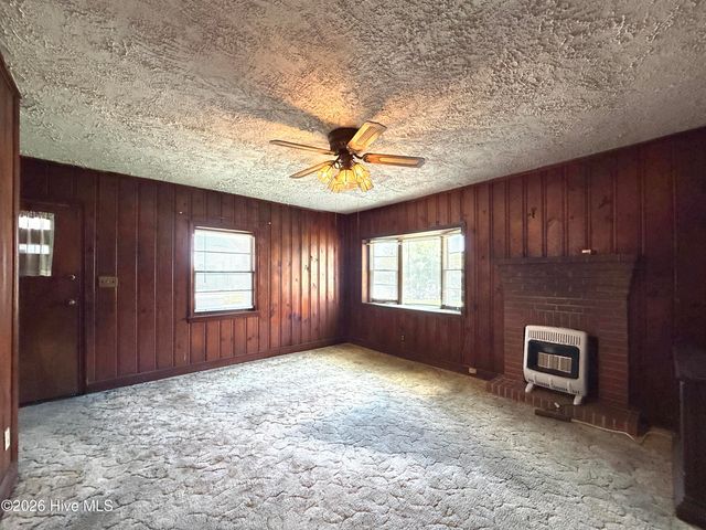 109 Bell Fork Road, Jacksonville, NC 28540