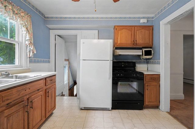 115 Eastman Street, Mount Clemens, MI 48043
