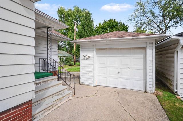 115 Eastman Street, Mount Clemens, MI 48043