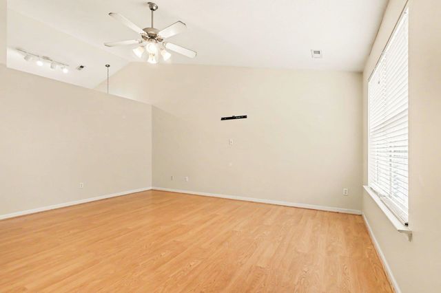 155 Stockbridge Drive, Spartanburg, SC 29301