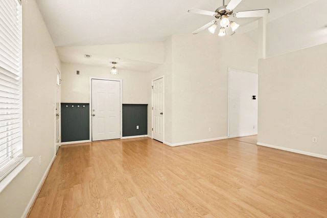 155 Stockbridge Drive, Spartanburg, SC 29301
