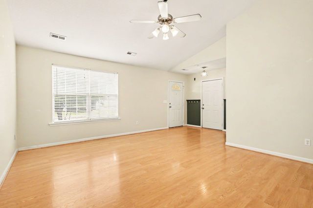 155 Stockbridge Drive, Spartanburg, SC 29301