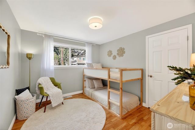 22207 54th Avenue W, Mountlake Terrace, WA 98043