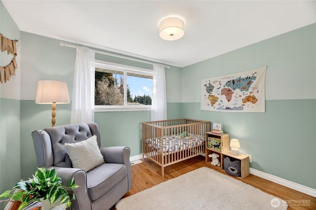 22207 54th Avenue W, Mountlake Terrace, WA 98043