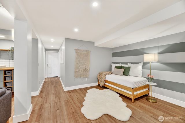 22207 54th Avenue W, Mountlake Terrace, WA 98043