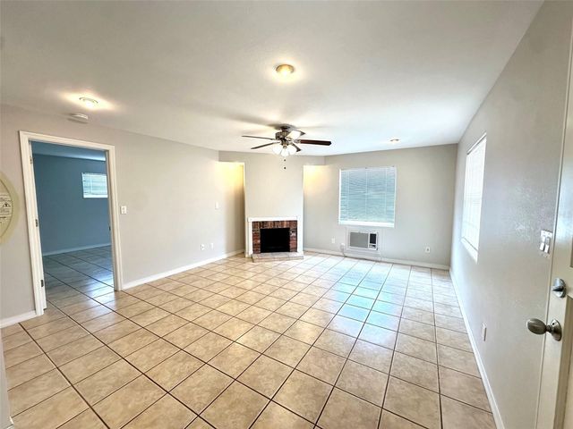 1458 CLEVELAND STREET, Clearwater, FL 33755