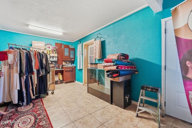 337 E 9th Avenue, Mesa, AZ 85210