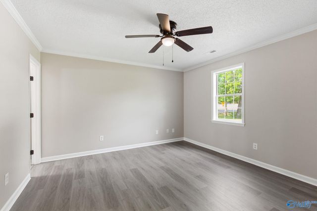 1327 Sparkman Street, Hartselle, AL 35640