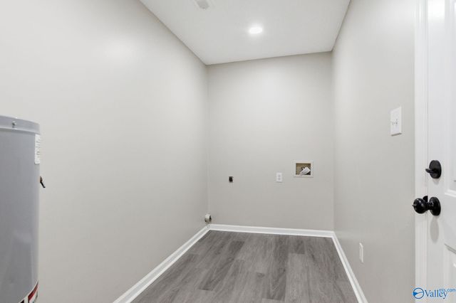 1327 Sparkman Street, Hartselle, AL 35640