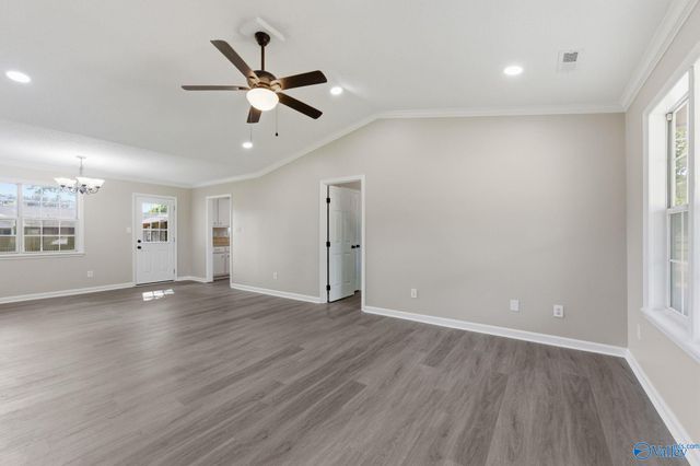 1327 Sparkman Street, Hartselle, AL 35640