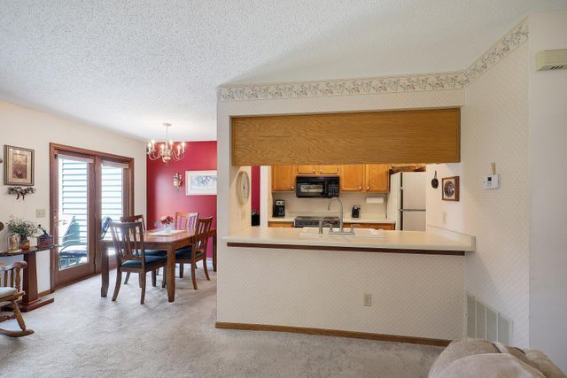 14389 Bedford Drive, Eden Prairie, MN 55346