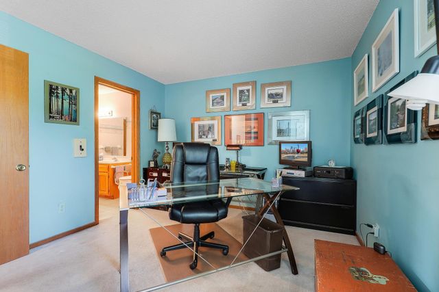 14389 Bedford Drive, Eden Prairie, MN 55346